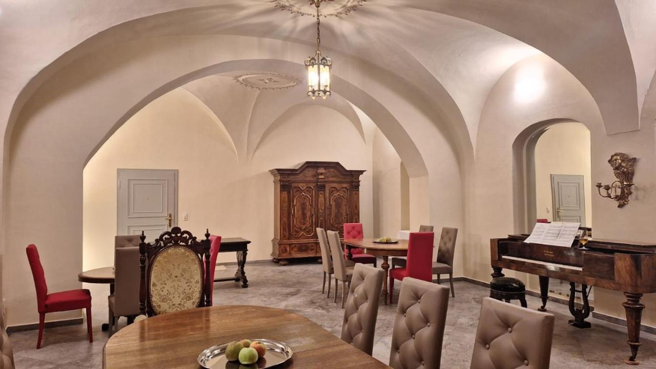 Stadtpalais Bellevue-Suite 3- Zimmer- Maisonettewohnung Mit Dachterrasse Maximal 4 Personen Budziszyn Zewnętrze zdjęcie