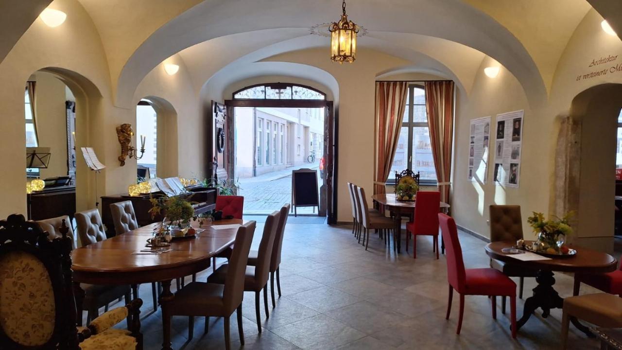 Stadtpalais Bellevue-Suite 3- Zimmer- Maisonettewohnung Mit Dachterrasse Maximal 4 Personen Budziszyn Zewnętrze zdjęcie