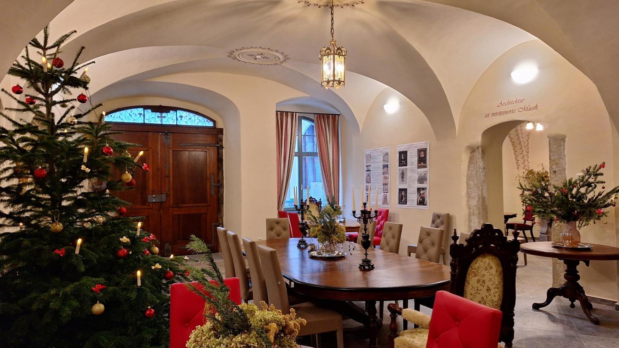 Stadtpalais Bellevue-Suite 3- Zimmer- Maisonettewohnung Mit Dachterrasse Maximal 4 Personen Budziszyn Zewnętrze zdjęcie
